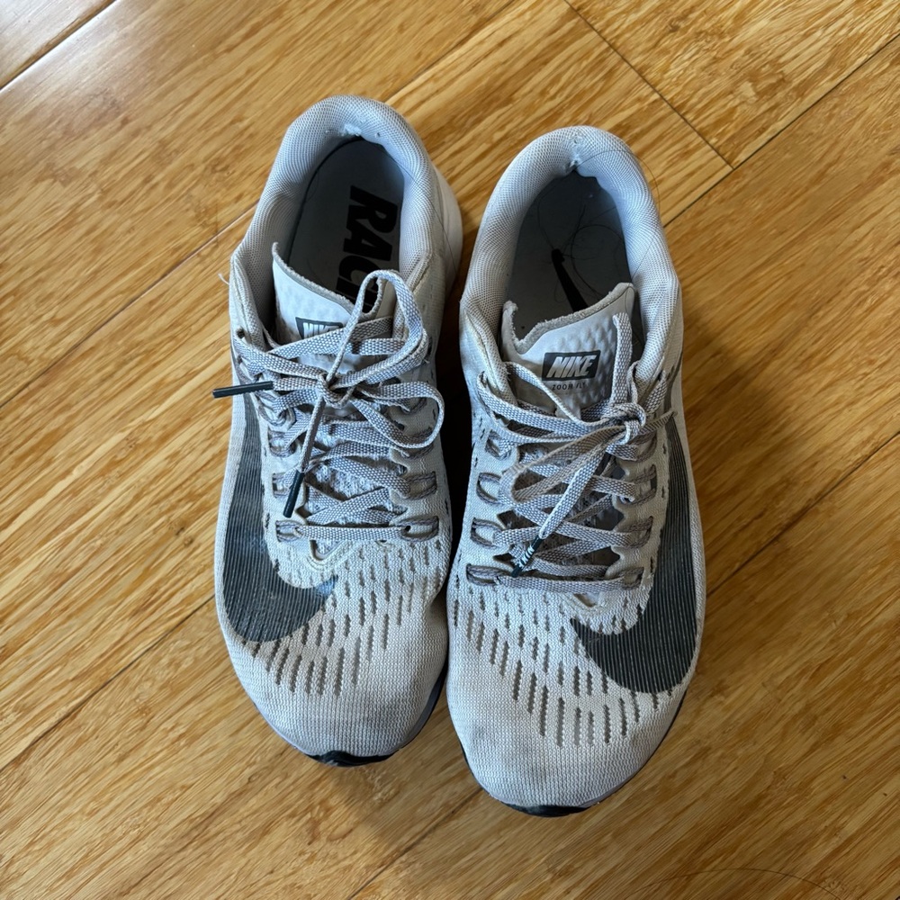 Nike Women’s Gray Running Shoes Nike Zoom Fly Size US 7